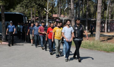 Adana da 12 Asker Fetö den Tutuklandı