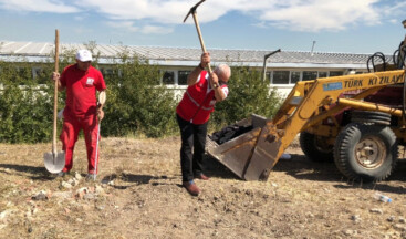 Çocuklar, Toprağa Gömdükleri Kapsüllerle Geleceğe Mesaj Gönderdi