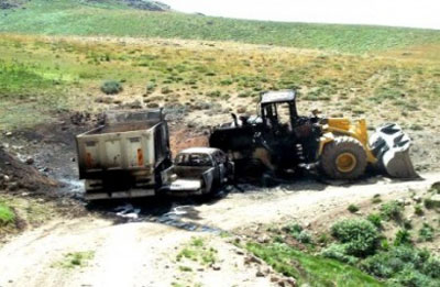 PKK, Servi’de 4 iş makinesi yaktı