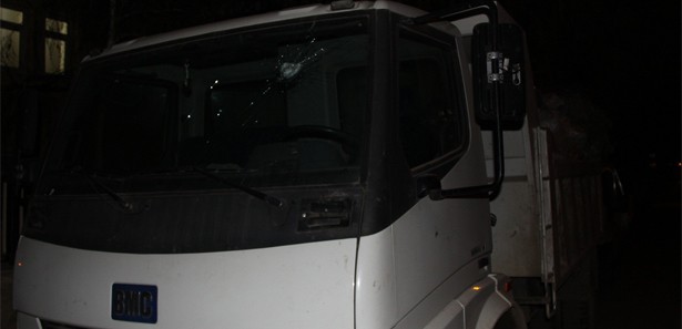 PKK’lılar çöp kamyonuna saldırdı