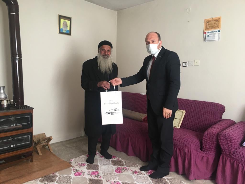 Müftülük, Yaşlı Haneleri Ziyaret Etti
