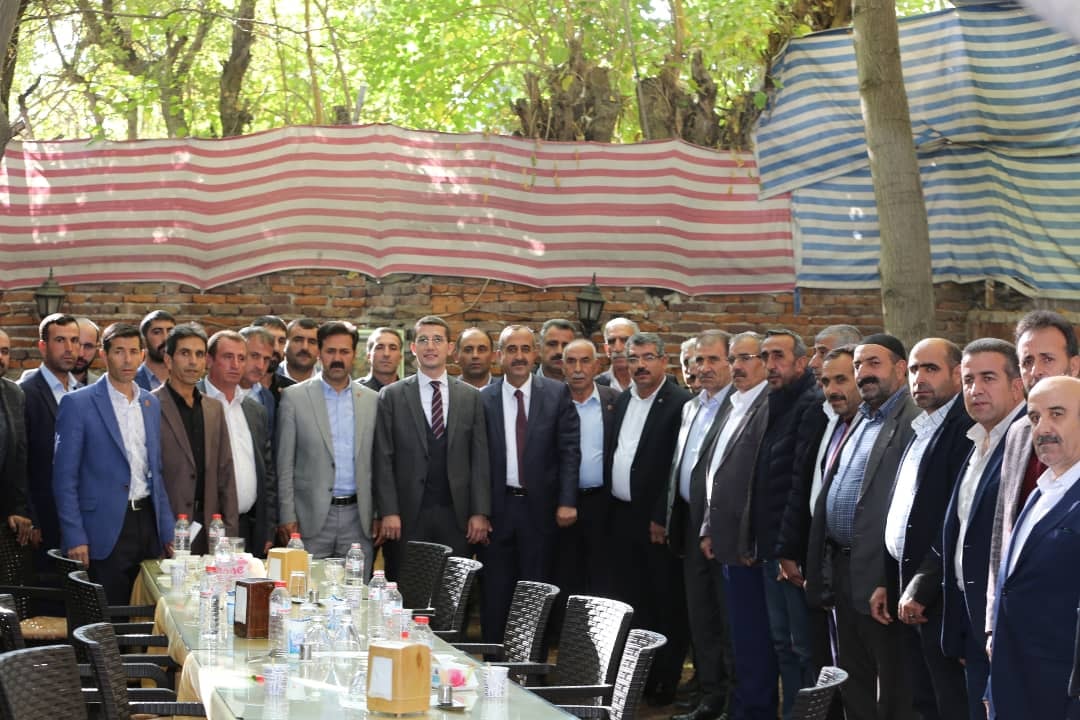 Muhtarlar Günü Dolayısıyla Yemek Programı Düzenlendi