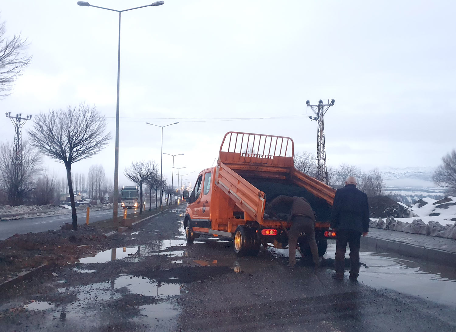Bu yamalar ‘DİKİŞ’ tutmaz!