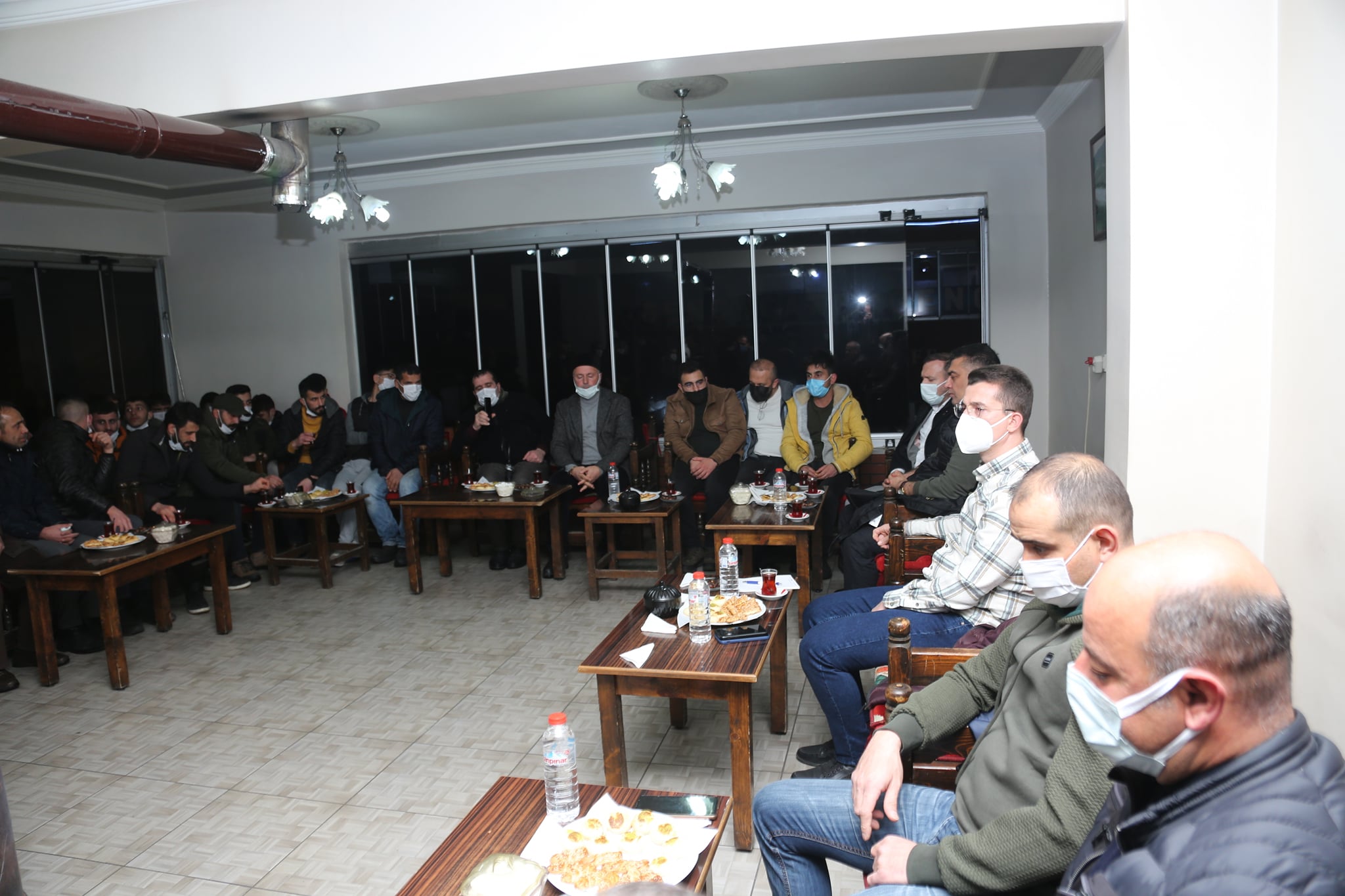 KAPTAN, GENÇLER İLE BİR ARAYA GELDİ (1)