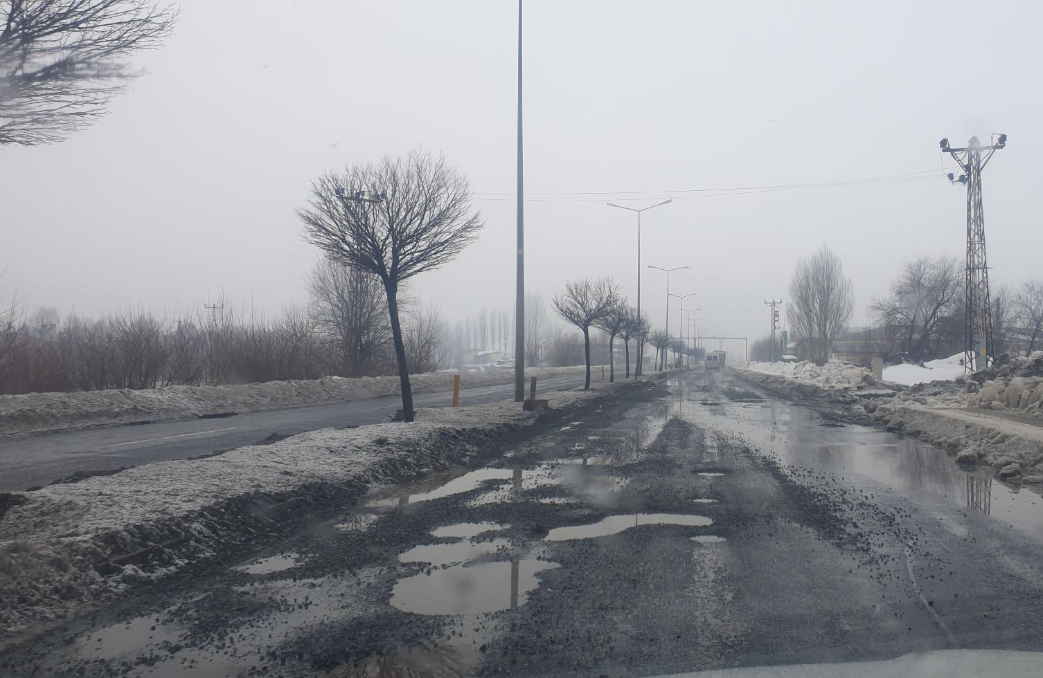 GENÇ BİNGÖL KARAYOLU