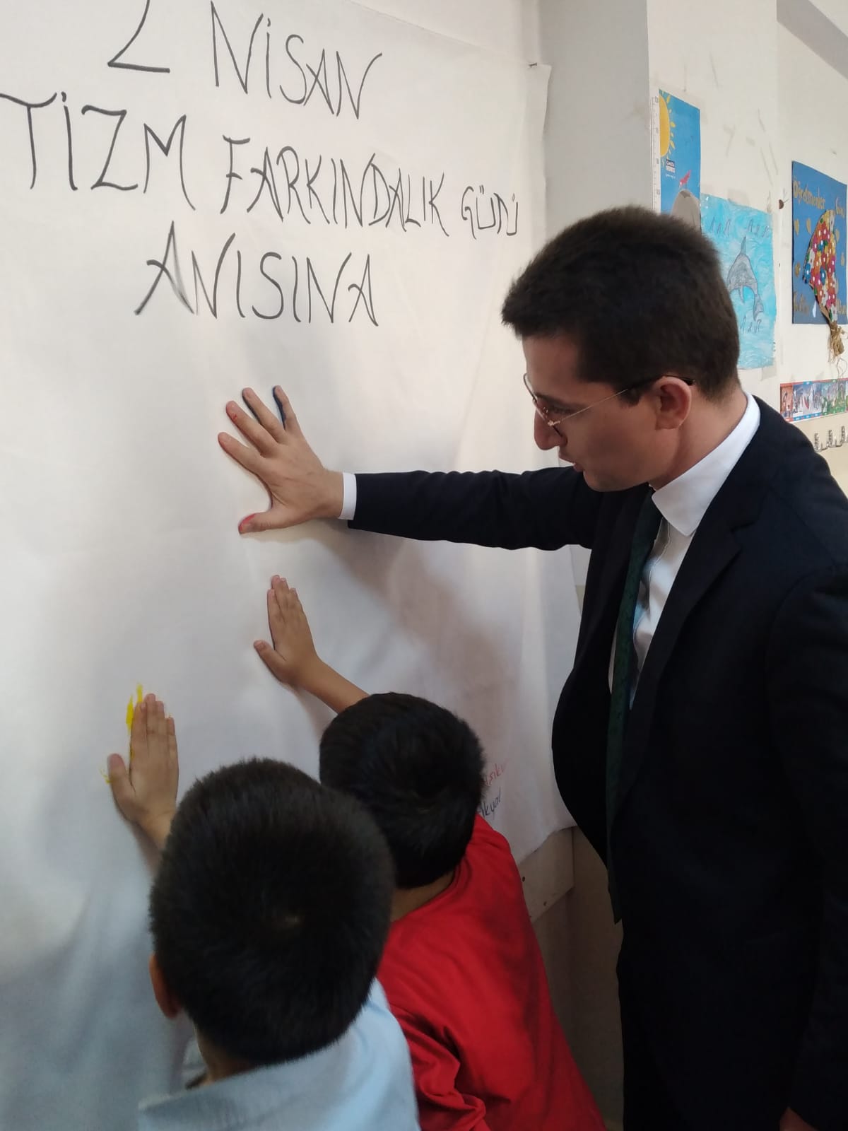 Kaptanoğlu, Otizmli Öğrencileri Ziyaret Etti (1)