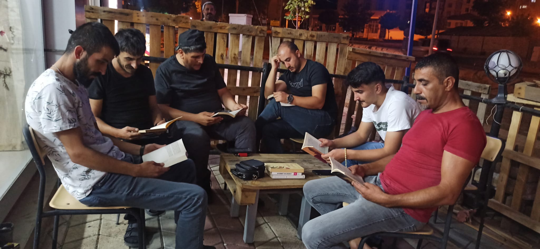 KİTAP TAKAS VE OKUMA UYGULAMASI BAŞLADI (1)