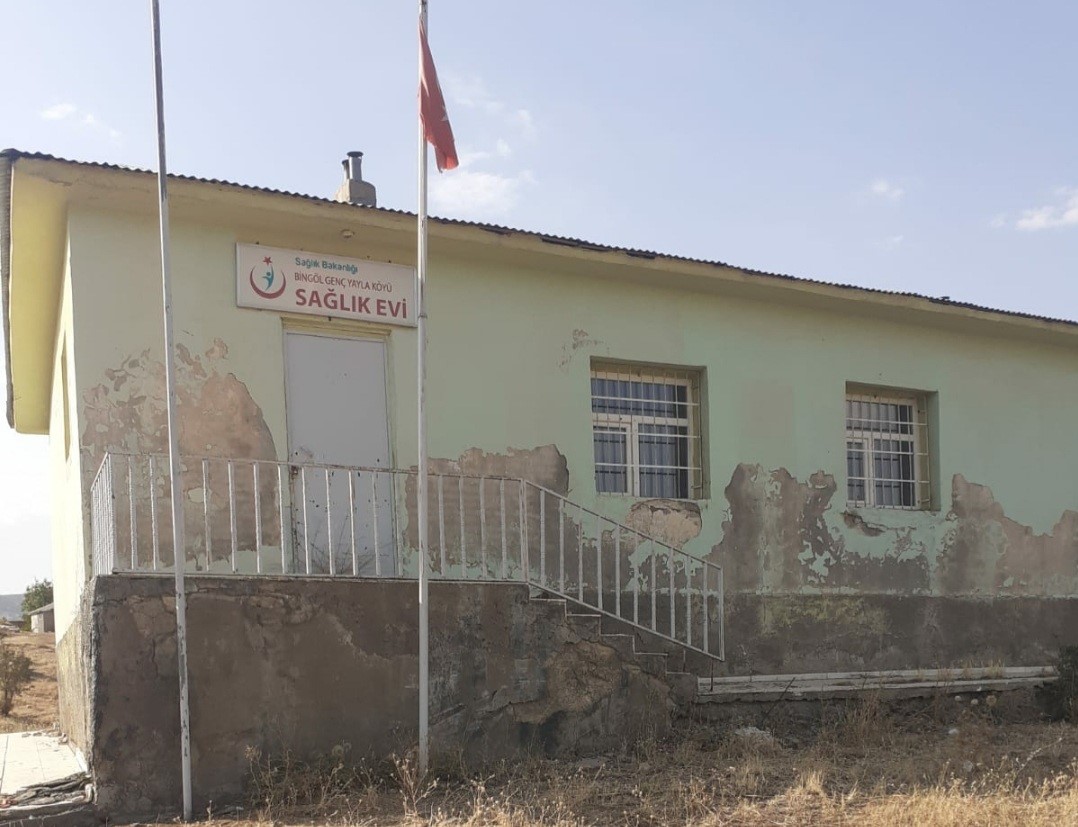 SAĞLIK EVİ VAR, PERSONELİ YOK!