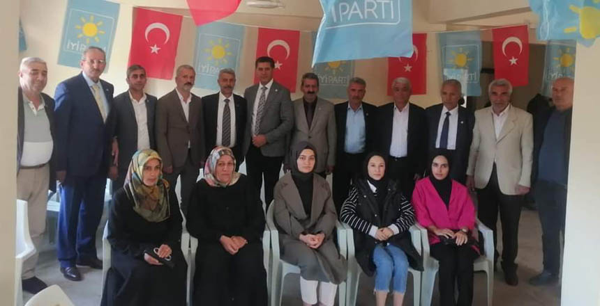 IYI-Partinin-Solhan-ve-Genc-kongreleri-yapildi