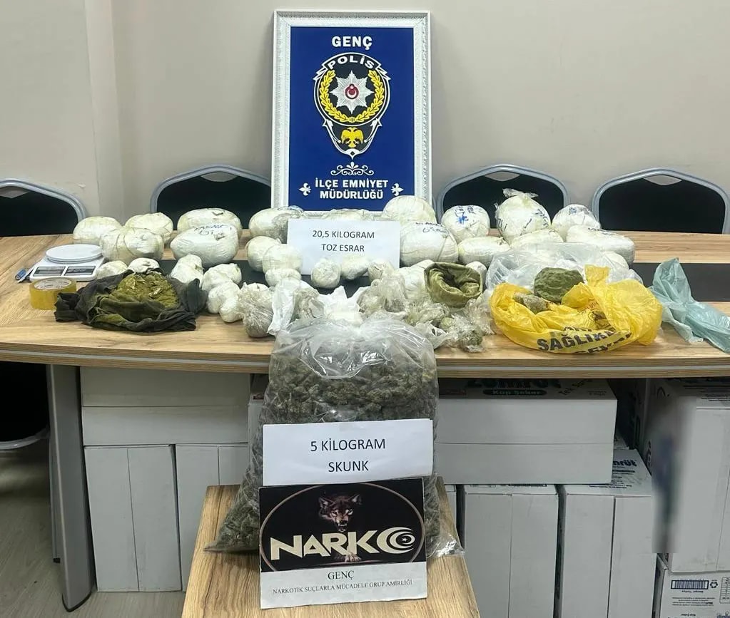 Genç’te 25 kilo 530 gram uyuşturucu ele geçirildi