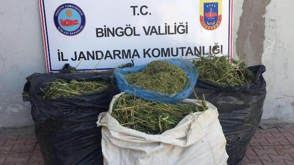 Vali Usta paylaştı, Bir haftada 112 kilo uyuşturucu ele geçirildi