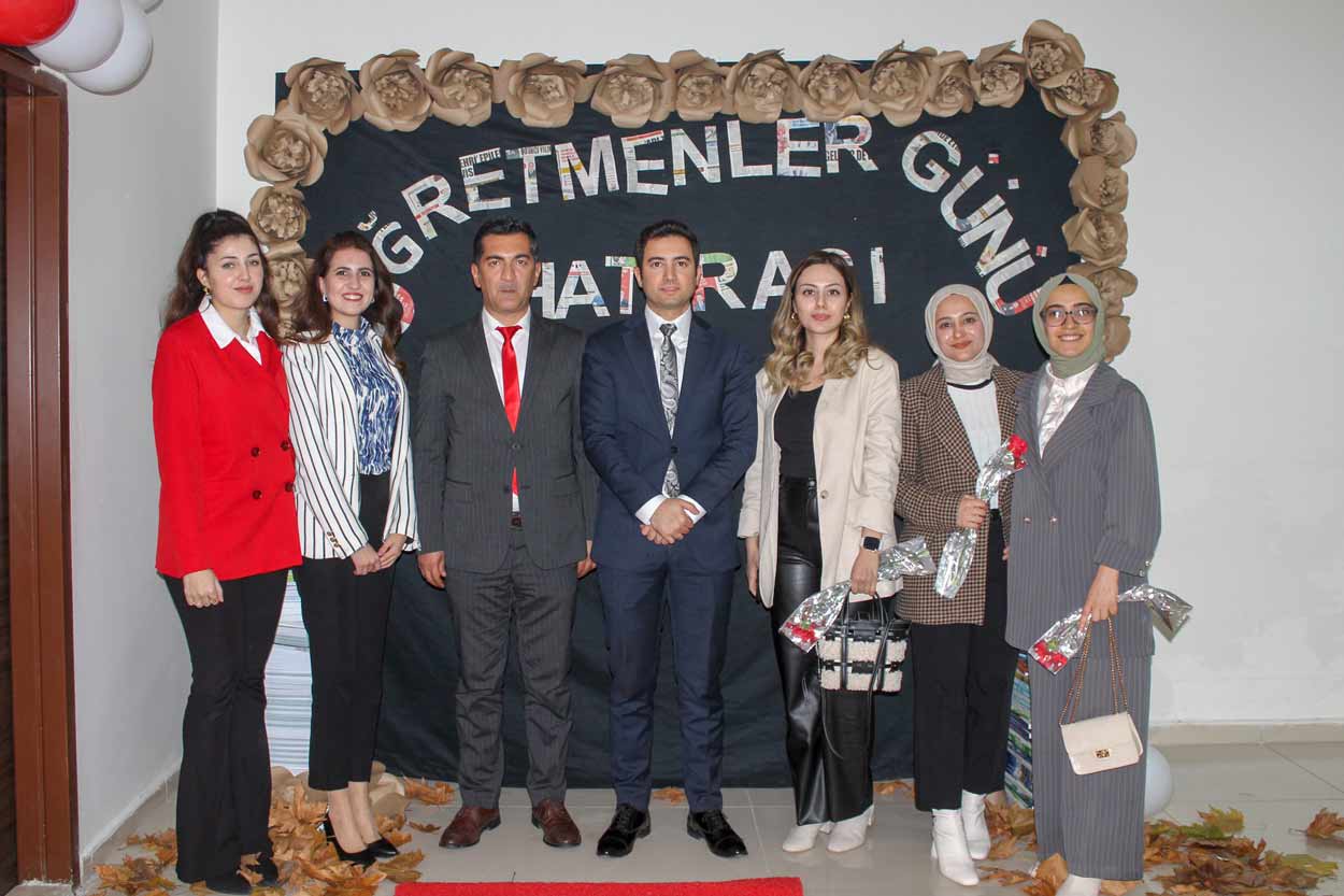 ÖĞRETMENLER-GÜNÜ-KUTLANDI-(01)