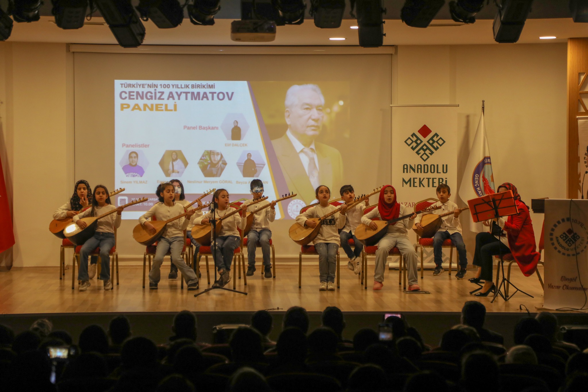 “Bozkırın Bilgesi Cengiz Aytmatov” Paneli (1)