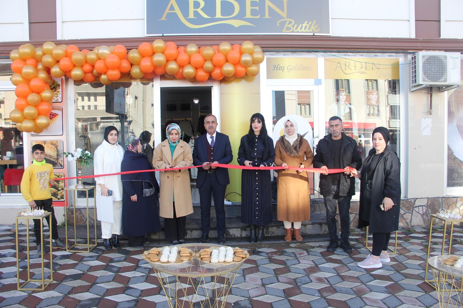KADIN GİYİMDE YENİ KONSEPT ARDEN BUTİK AÇILDI (1)