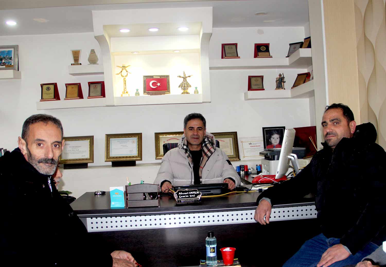 ÇADIR KURARIZ YİNE DE MERAMIZDA GES (1)