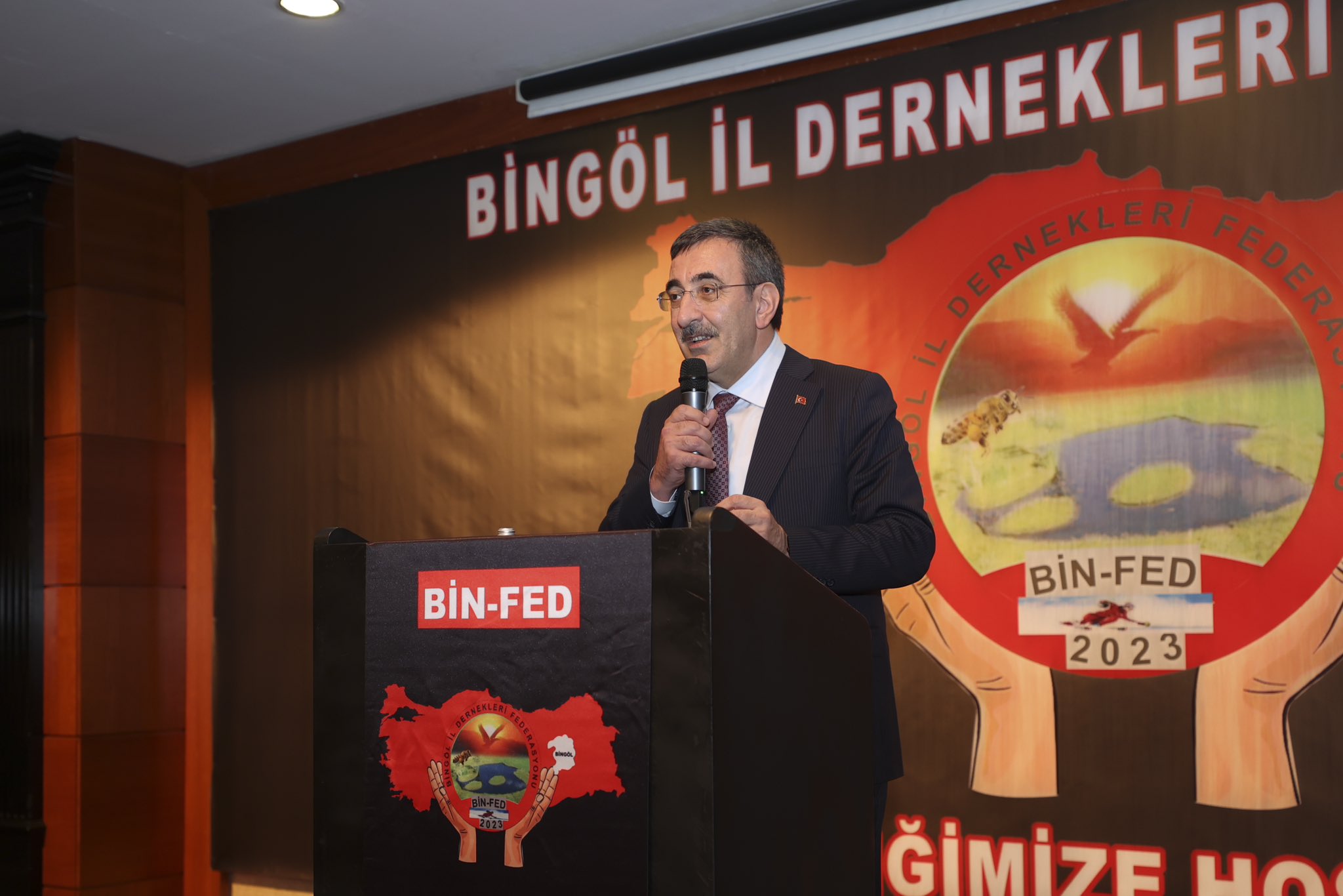 Cevdet Yılmazdan Bingöllülere Çağrı! “Gayret Sarf Etmeye Davet Ediyorum!” (1)