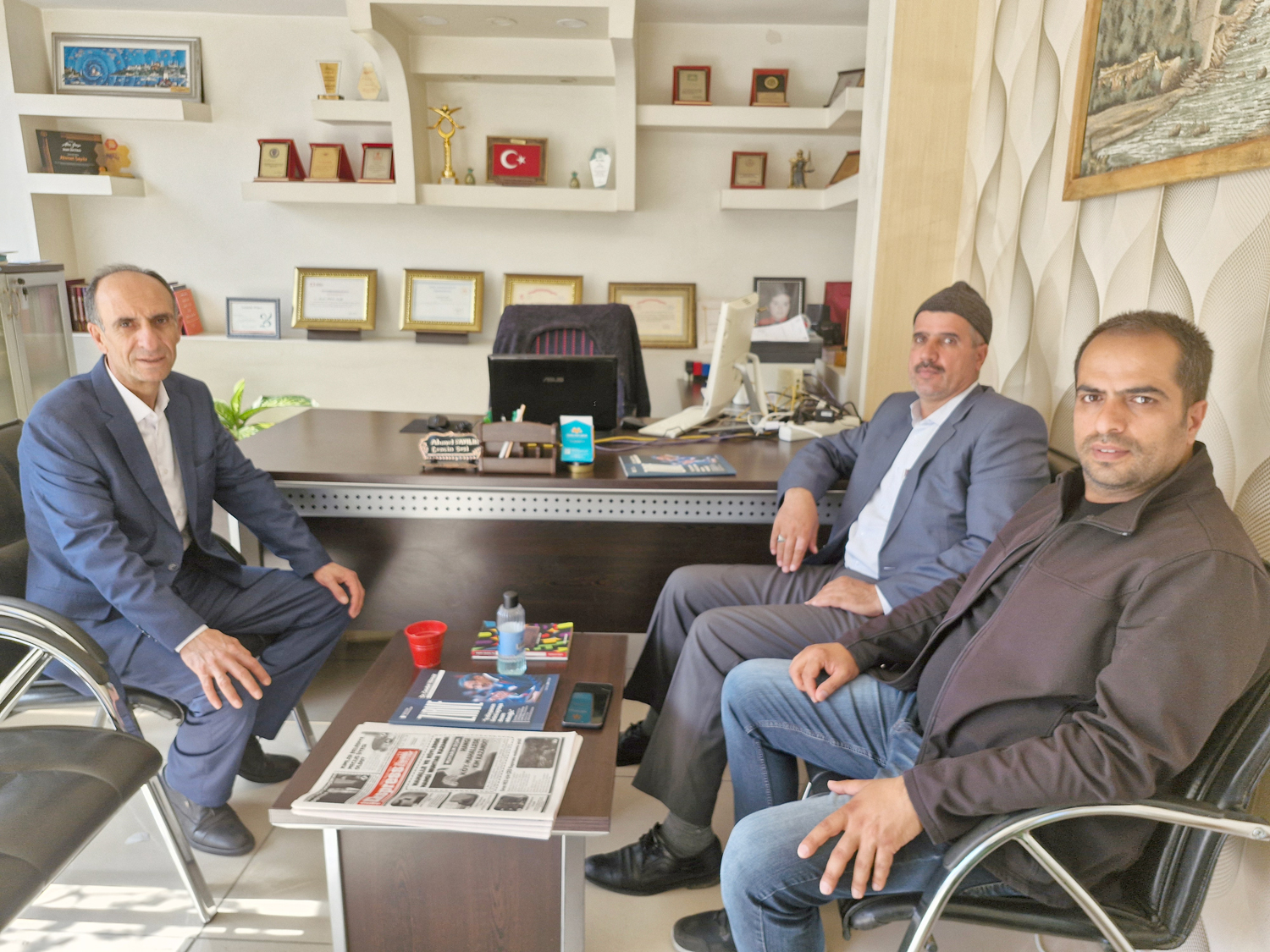 MUHTARLARDAN-HAYIRSEVER-İŞ-ADAMINA-TEŞEKKÜR-12