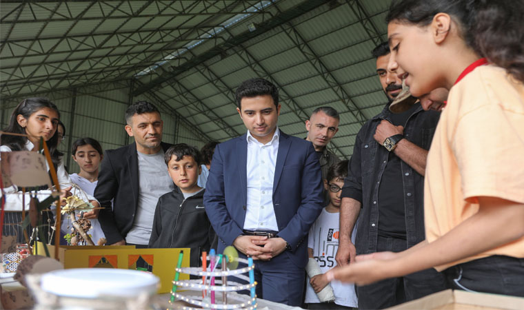 Öğrenciler ‘TÜBİTAK Bilim Fuarı’ ile hünerlerini serdi (1)