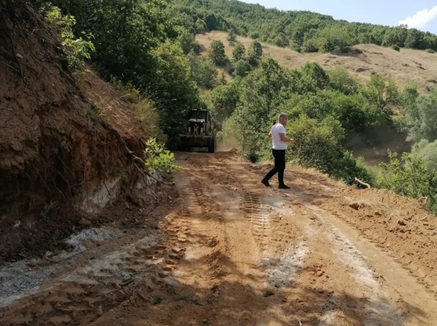 MEZRA SAKİNLERİNİN YOL SEVİNCİ (2)