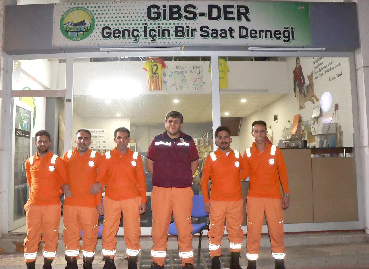 Genç İçin Bir Saat Derneği