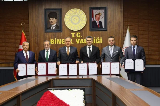 G1_9y-EWUAA1g3j-664x443