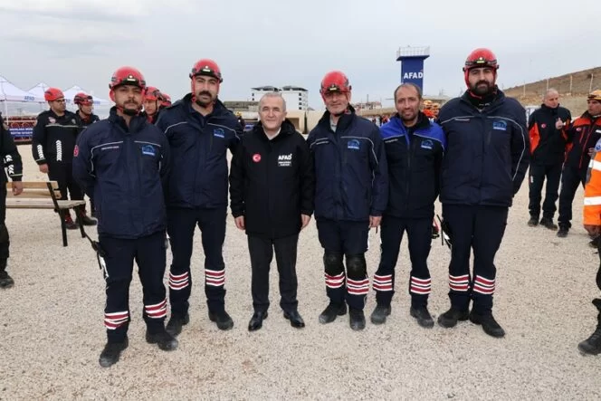 Fırat EDAŞ Ekibi Deprem Tatbikatında Görev Aldı