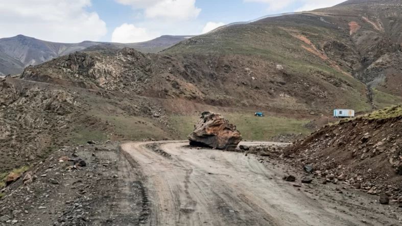 BU NEYİN SAVUNMASI MUHTAR!!